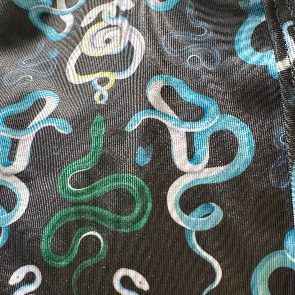 Greyson snake patterned Vesta quarter zip mock neck tank in Jesper Serpentine - Picture 3 of 6